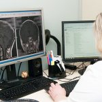 О чем говорят пятна на МРТ головного мозга?